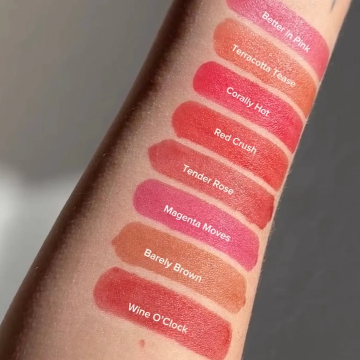 Kiss Me Liquid Gel Tint - Tinta para labios - Beauty Creations